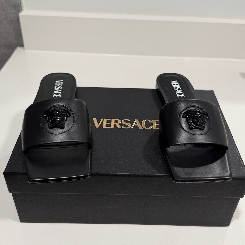 Versace Black Medusa Slide Sandals